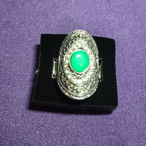 Paparazzi ring